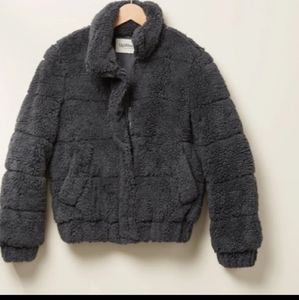 UpWest Faux Sherpa Cropped Puffer Jacket Size Large